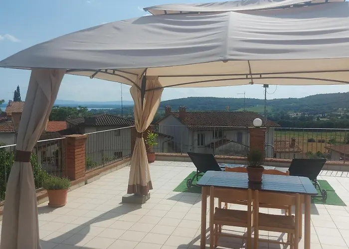 Apartment La Casa Di Justyna Tuoro sul Trasimeno